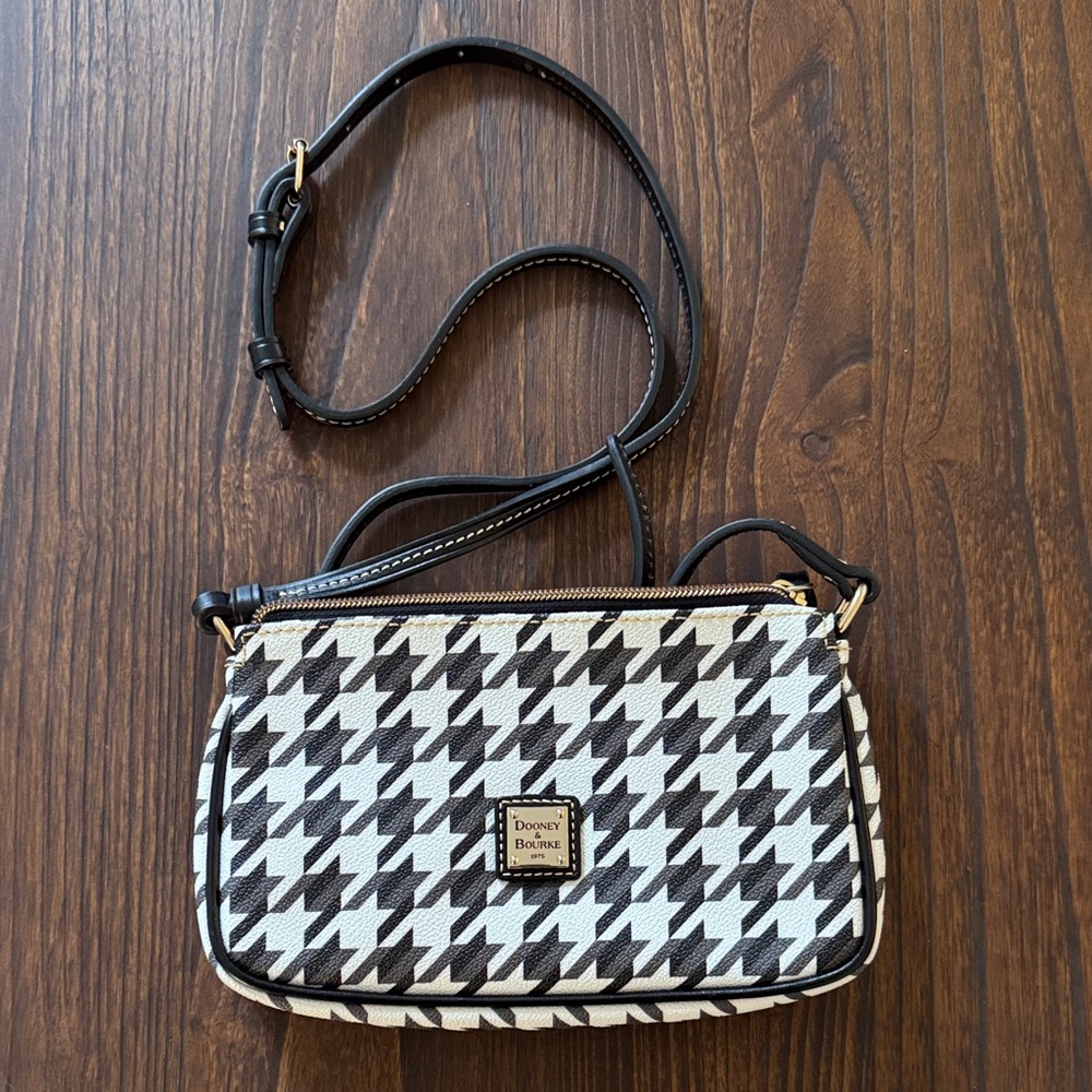 Dooney & Bourke Houndstooth Crossbody Bag in Black and White